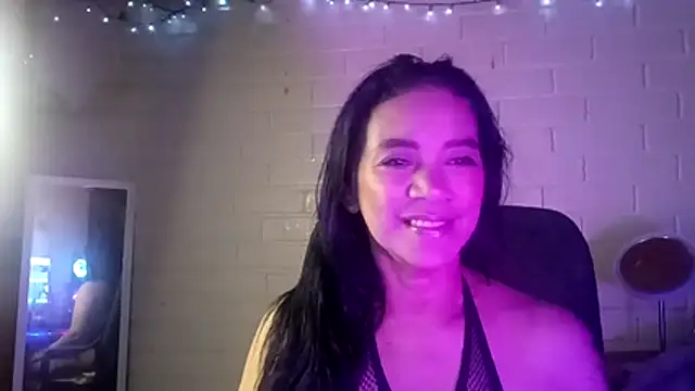 MiiaVelasquez online show from July 2026 05:26:02 AM