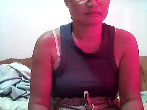 nathalie0045 online show from December 2025 01:23:01 AM