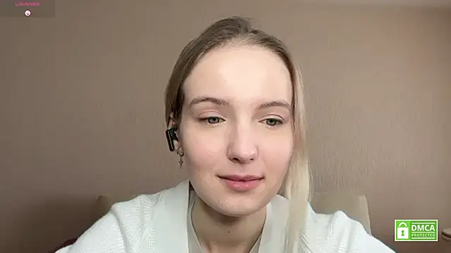 HongTomczak online show from February 2026 07:51:02 AM