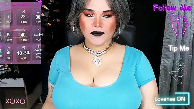 Snapshot of xHugeHarleySelfsuckerx chatting on October 2025 05:25:02 PM xHugeHarleySelfsuckerx online show from October 2025 05:25:02 PM