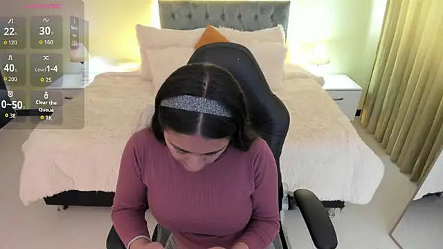 Camille Olsen  online show from October 2025 12:17:02 PM