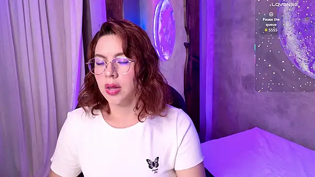 Snapshot of Celineblossom_ chatting on October 2025 04:41:01 PM Celineblossom online show from October 2025 04:41:01 PM