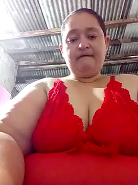 Snapshot of Sexyy-BBW chatting on October 2025 10:10:01 PM Sexyy-BBW online show from October 2025 10:10:01 PM