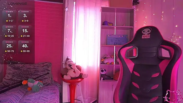  chloe moons  online show from February 2026 09:03:02 PM