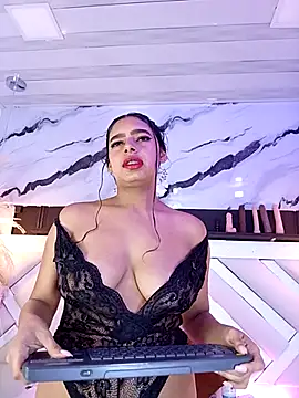 Zoe-Johnson  online show from April 2026 09:37:02 PM