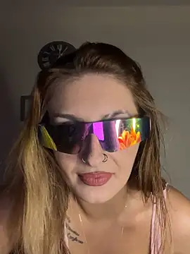 Sexy Bulgarian woman online show from September 2025 09:58:01 PM