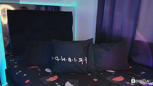 madisonwalkeeer online show from February 2026 06:19:01 PM