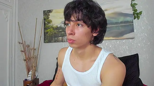 Snapshot of Tyler_durten chatting on April 2026 03:41:01 AM Tyler durten online show from April 2026 03:41:01 AM