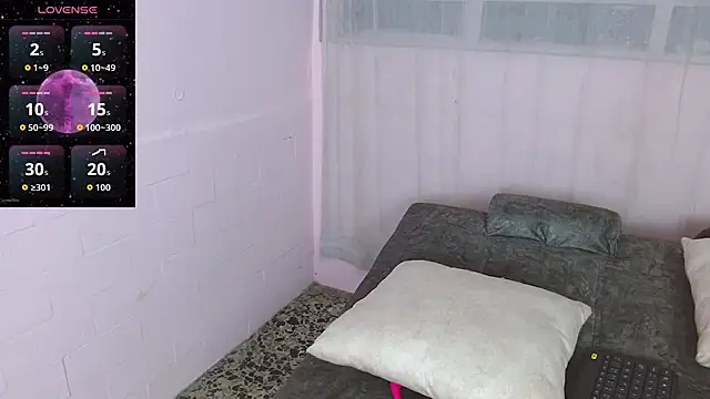 AnnieSparkle online show from July 2026 12:06:01 AM