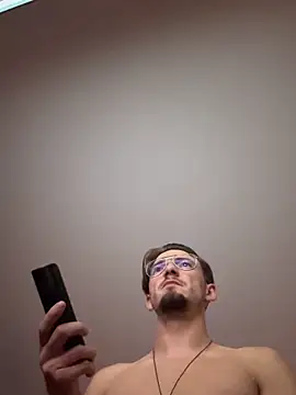 AndrewAndrew997 online show from November 2025 07:33:02 AM