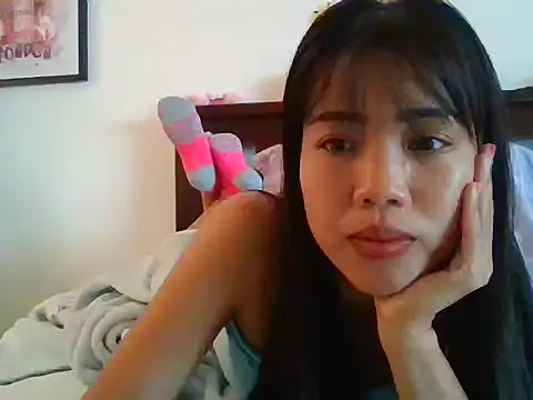 AnnewithanE online show from October 2025 03:36:02 AM