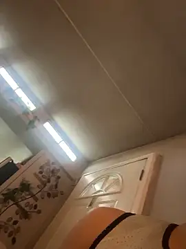 Snapshot of B3toBaby chatting on January 2026 11:07:01 PM B3toBaby online show from January 2026 11:07:01 PM