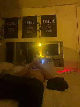 Snapshot of B3toBaby chatting on January 2026 12:43:02 PM B3toBaby online show from January 2026 12:43:02 PM