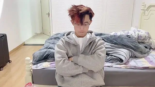 STxuguanhan online show from November 2025 09:40:01 AM