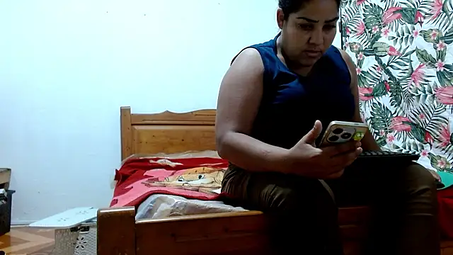 Snapshot of 69smallstar chatting on January 2026 11:45:02 AM 69smallstar online show from January 2026 11:45:02 AM