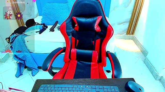 Snapshot of anapau_cooper chatting on February 2026 04:07:01 AM anapau cooper online show from February 2026 04:07:01 AM