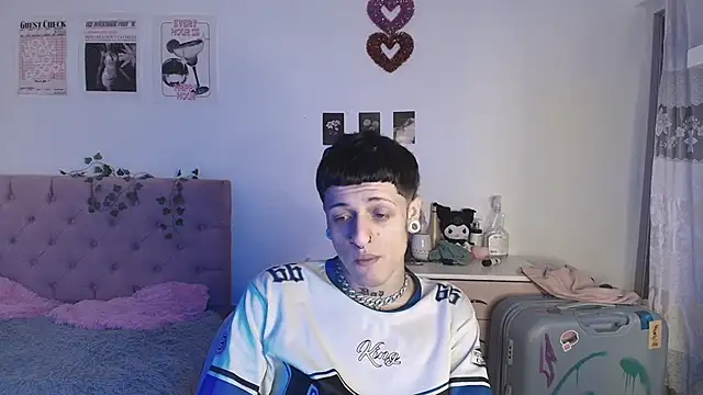 Snapshot of 2cyboy_ chatting on September 2025 09:59:02 PM 2cyboy  online show from September 2025 09:59:02 PM