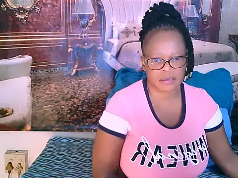 Snapshot of EbonyBloom69 chatting on September 2025 05:08:01 AM EbonyBloom69 online show from September 2025 05:08:01 AM