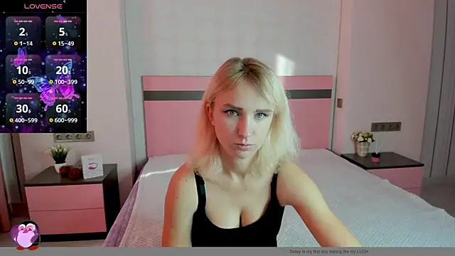 MeryMidnight online show from September 2025 05:42:01 AM