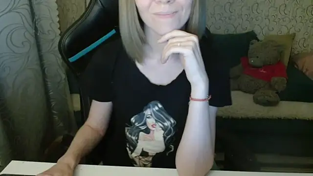 Ogonechekkk online show from September 2025 03:28:01 PM