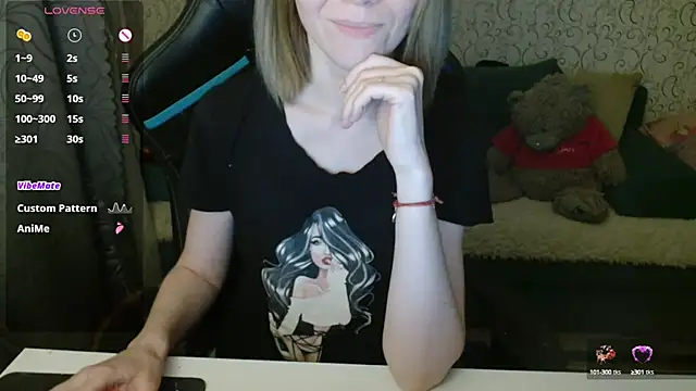 Ogonechekkk online show from October 2025 03:21:02 PM