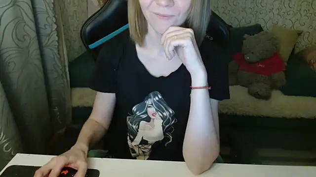Ogonechekkk online show from October 2025 03:13:01 PM