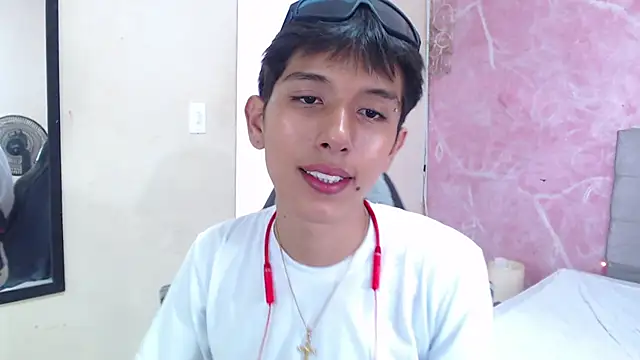 MAXIMILIANO  HOT online show from September 2025 06:10:01 PM