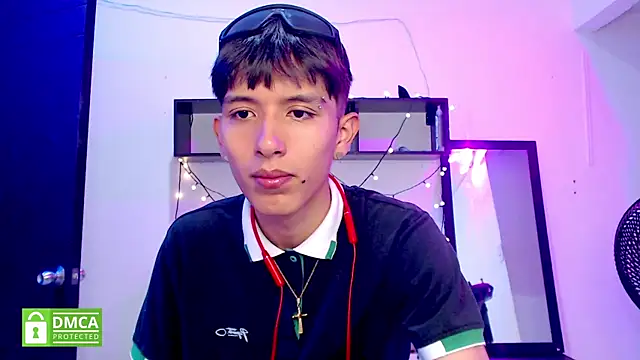 MAXIMILIANO  HOT online show from October 2025 06:29:01 PM