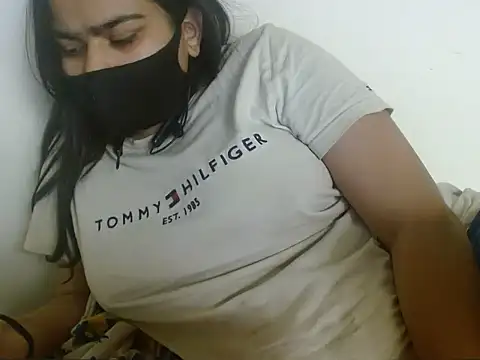 Nataliya Singh online show from March 2026 06:26:01 AM