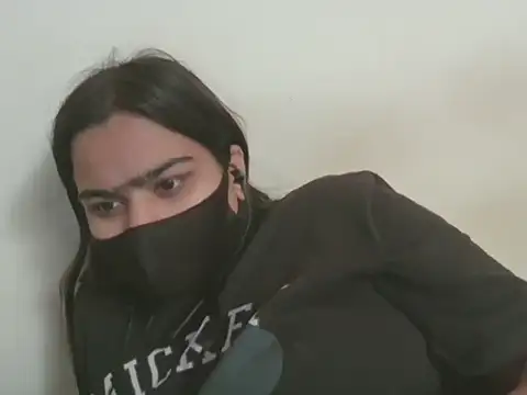 Nataliya Singh online show from April 2026 03:12:01 AM