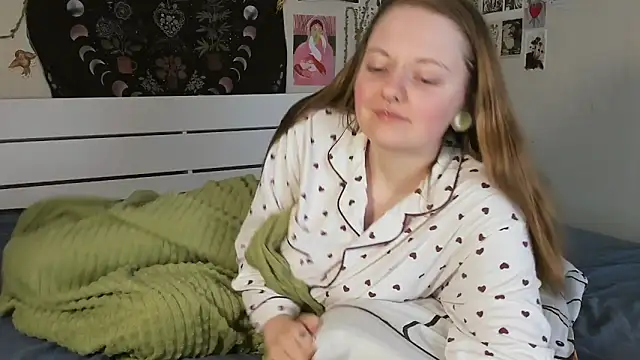 WonderConnie1 online show from September 2025 04:45:02 AM