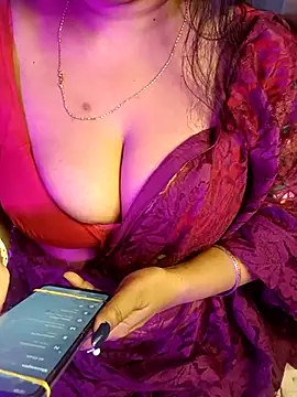 monaa-darling online show from October 2025 07:23:02 PM
