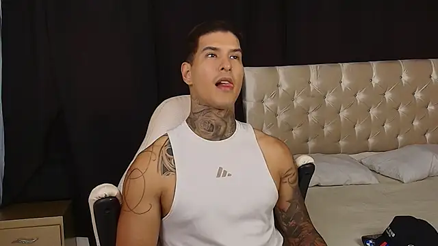 jiro kenji1 online show from January 2026 02:44:01 PM