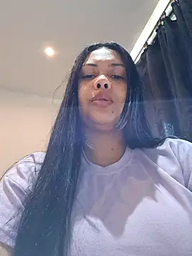 Snapshot of Alessandraa- chatting on October 2025 12:27:01 PM Alessandraa- online show from October 2025 12:27:01 PM