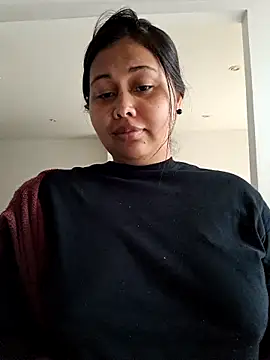 Snapshot of Alessandraa- chatting on October 2025 09:21:02 PM Alessandraa- online show from October 2025 09:21:02 PM