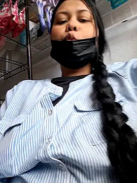 Snapshot of Alessandraa- chatting on November 2025 02:57:02 PM Alessandraa- online show from November 2025 02:57:02 PM