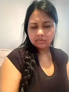 Snapshot of Alessandraa- chatting on February 2026 02:43:02 PM Alessandraa- online show from February 2026 02:43:02 PM