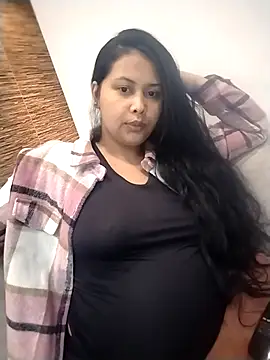 Snapshot of Alessandraa- chatting on February 2026 11:56:02 PM Alessandraa- online show from February 2026 11:56:02 PM