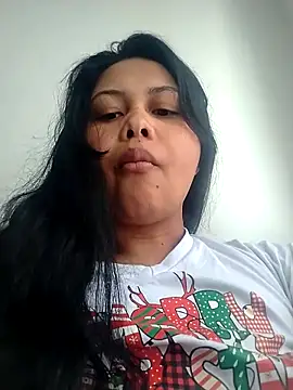 Snapshot of Alessandraa- chatting on March 2026 02:28:01 PM Alessandraa- online show from March 2026 02:28:01 PM