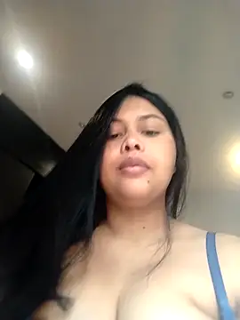 Snapshot of Alessandraa- chatting on April 2026 07:58:02 PM Alessandraa- online show from April 2026 07:58:02 PM