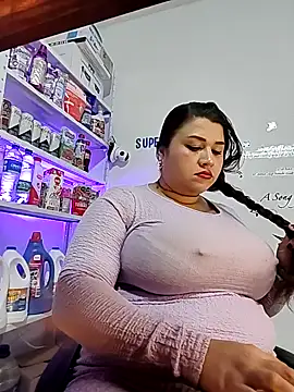 SafiroFer online show from December 2025 09:13:02 PM