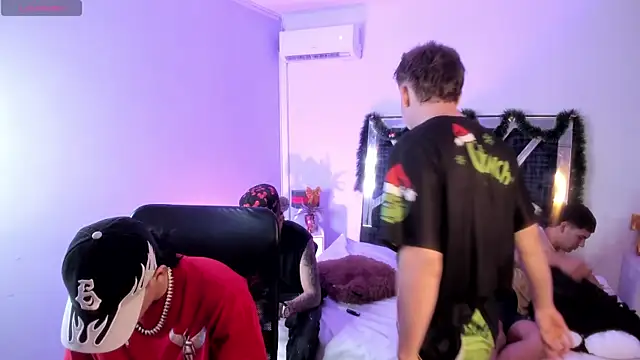 Handsomeboyss19 online show from December 2025 02:27:01 AM