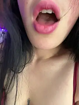 Mia salinass online show from June 2026 10:36:02 PM