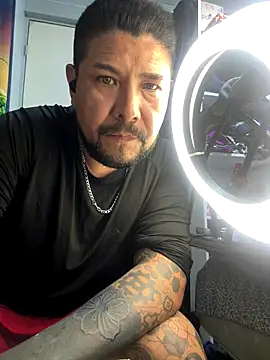 Snapshot of cfomega4592 chatting on November 2025 07:29:01 PM cfomega4592 online show from November 2025 07:29:01 PM