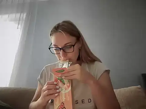 NikexPretty online show from September 2025 07:32:02 AM