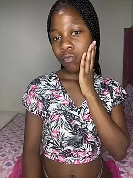 Crazyqueenxxx online show from November 2025 09:41:02 AM