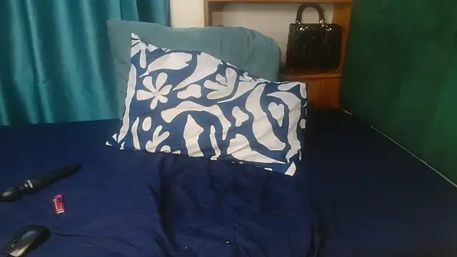 Keishaa-77 online show from March 2026 02:28:02 AM