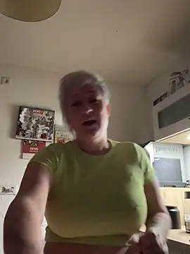 Rozendefotz online show from December 2025 07:06:01 AM