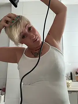 Rozendefotz online show from July 2026 11:56:01 AM