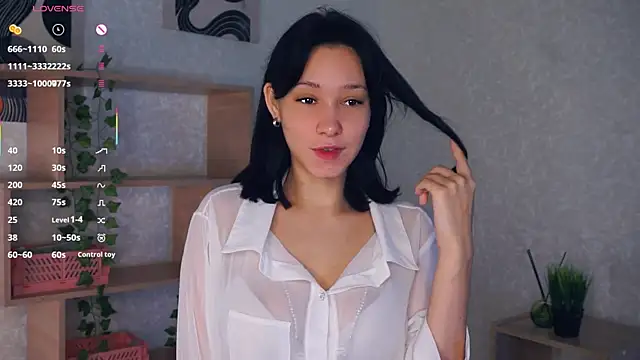 Snapshot of IrenePlamer chatting on November 2025 08:07:01 PM IrenePlamer online show from November 2025 08:07:01 PM